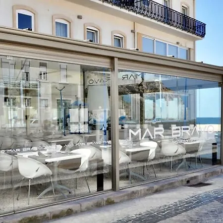 Mar Bravo Nazaré