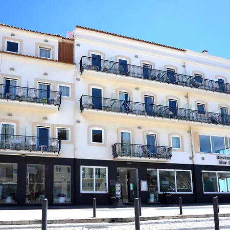 Hotel Mar Bravo Nazaré